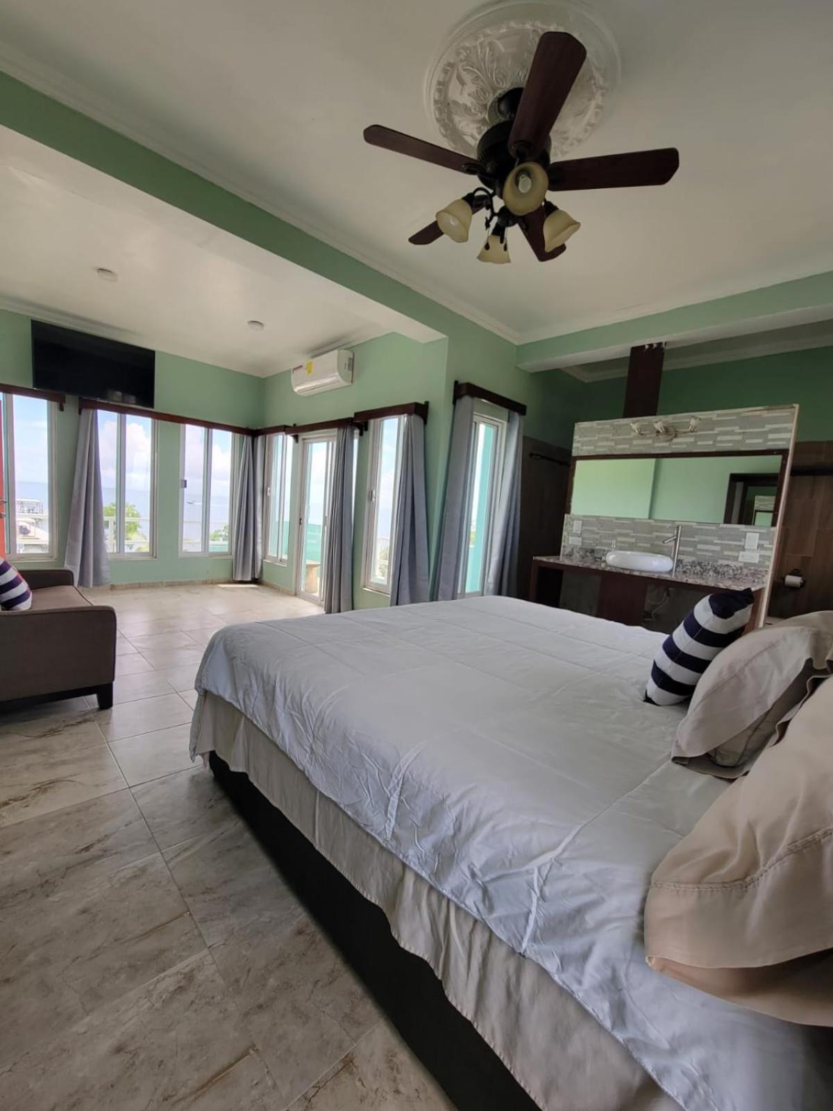 Island Magic Villas Caye Caulker Εξωτερικό φωτογραφία